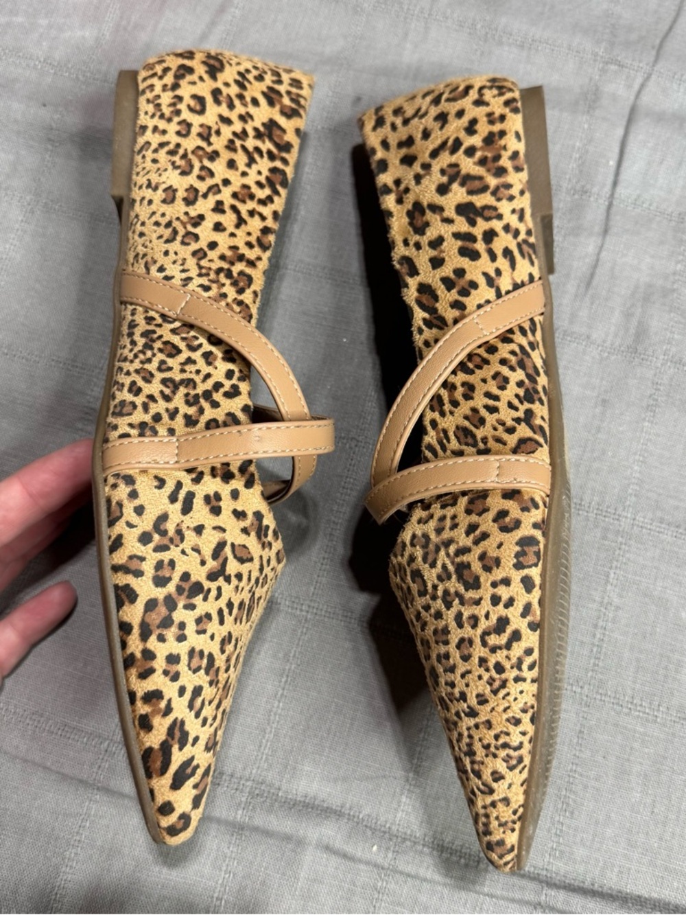 Journee Collection Leopard Print Double Strap Mary Jane Flats Size 9 - Picture 7 of 12